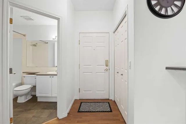 126 14 Ave #121, Calgary 5