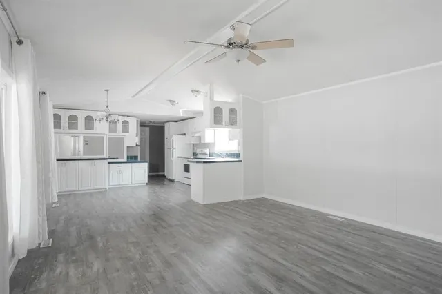 212 Greenwich Lane, Fort McMurray 5