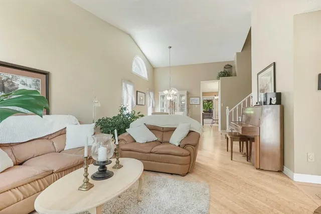 82 Sherwood Blvd, Lethbridge 5