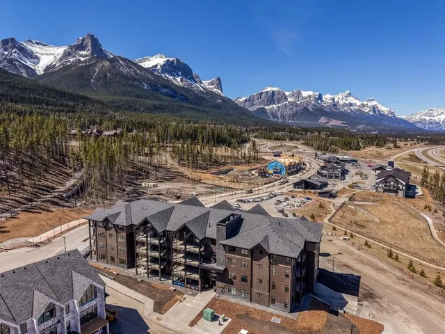10 Cascade Ridge #105, Canmore 4