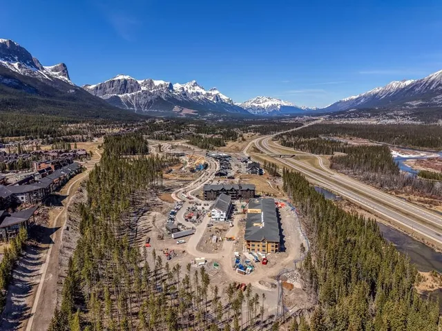 10 Cascade Ridge #105, Canmore 5