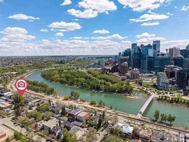 726 Memorial Dr, Calgary 2