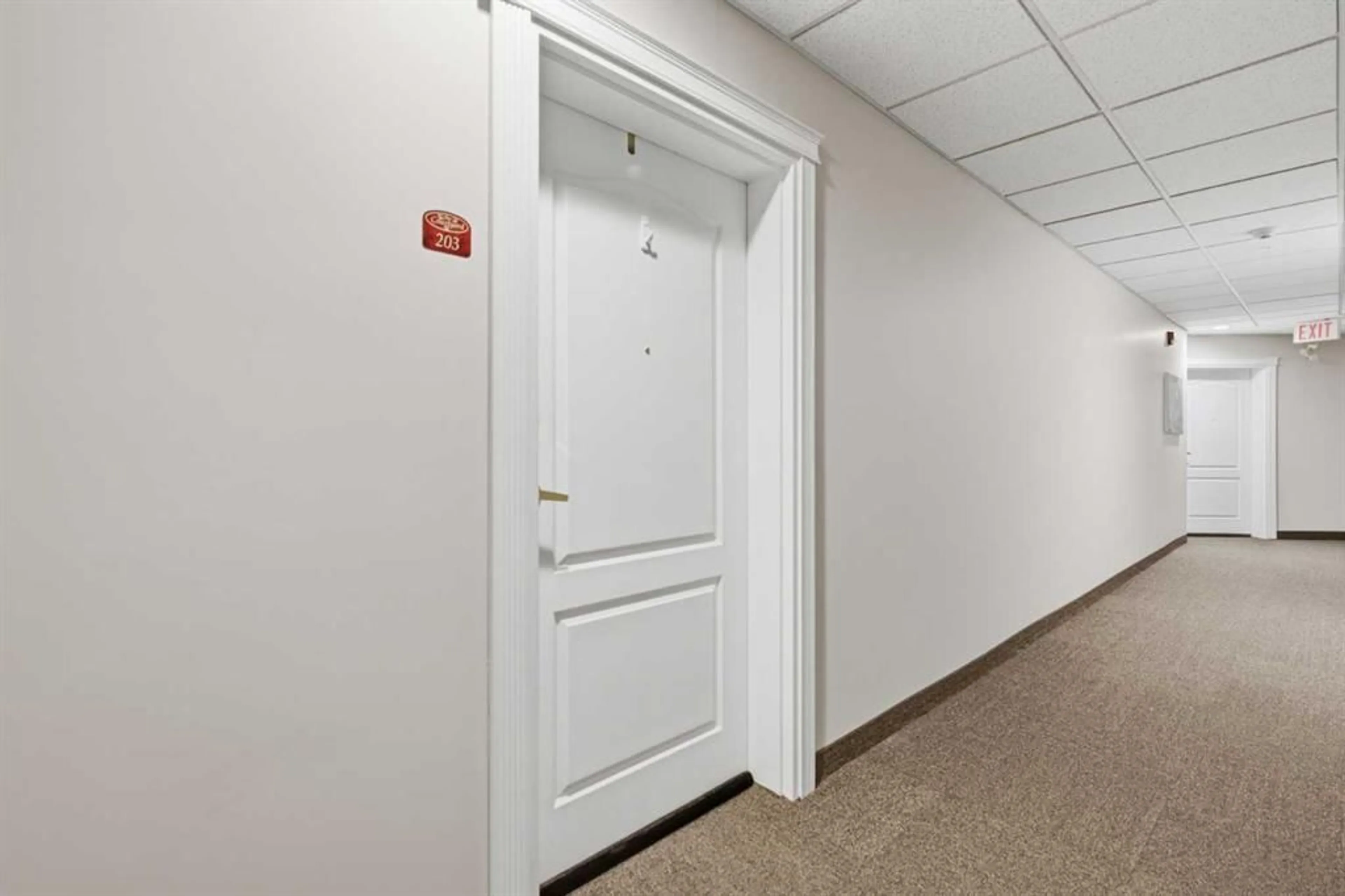pillar/IMG-A2322947_3.jpg