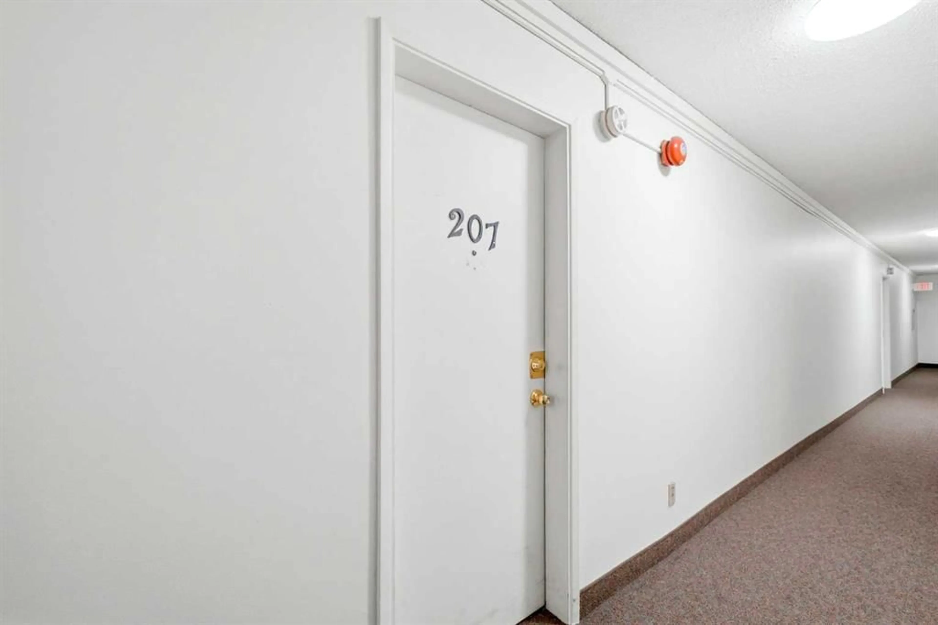 pillar/IMG-A2322994_3.jpg