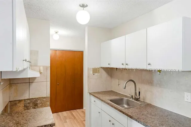 6464 Travois Cres #207, Calgary 5