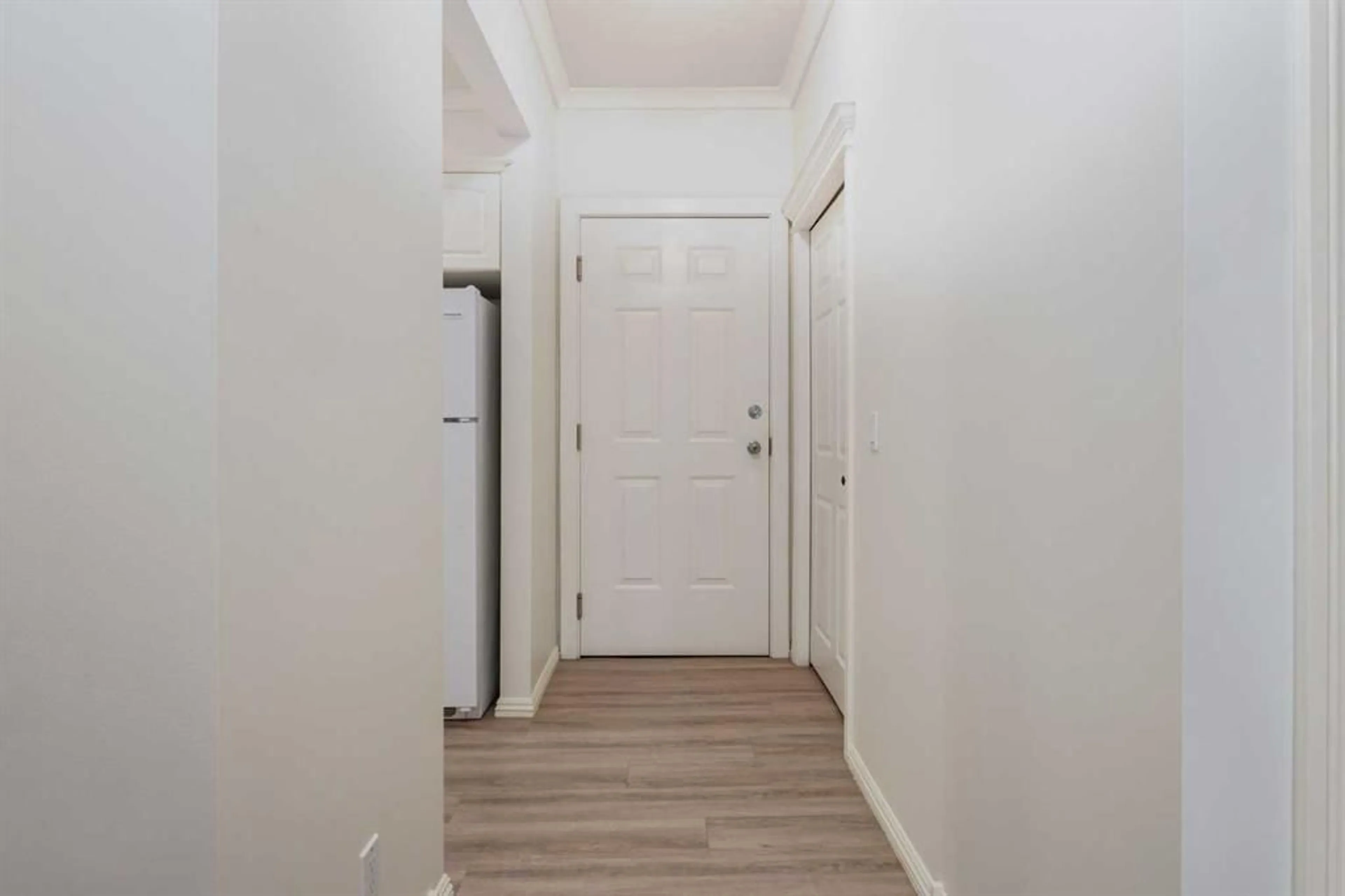pillar/IMG-A2323062_3.jpg