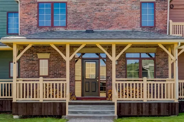 59 Cowboy Trail, Rural Foothills County 2