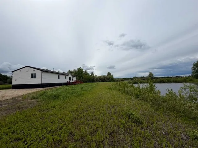 413 Spruce Point Estates Pl, Kinuso 2