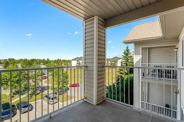 1717 60 St #425, Calgary 5