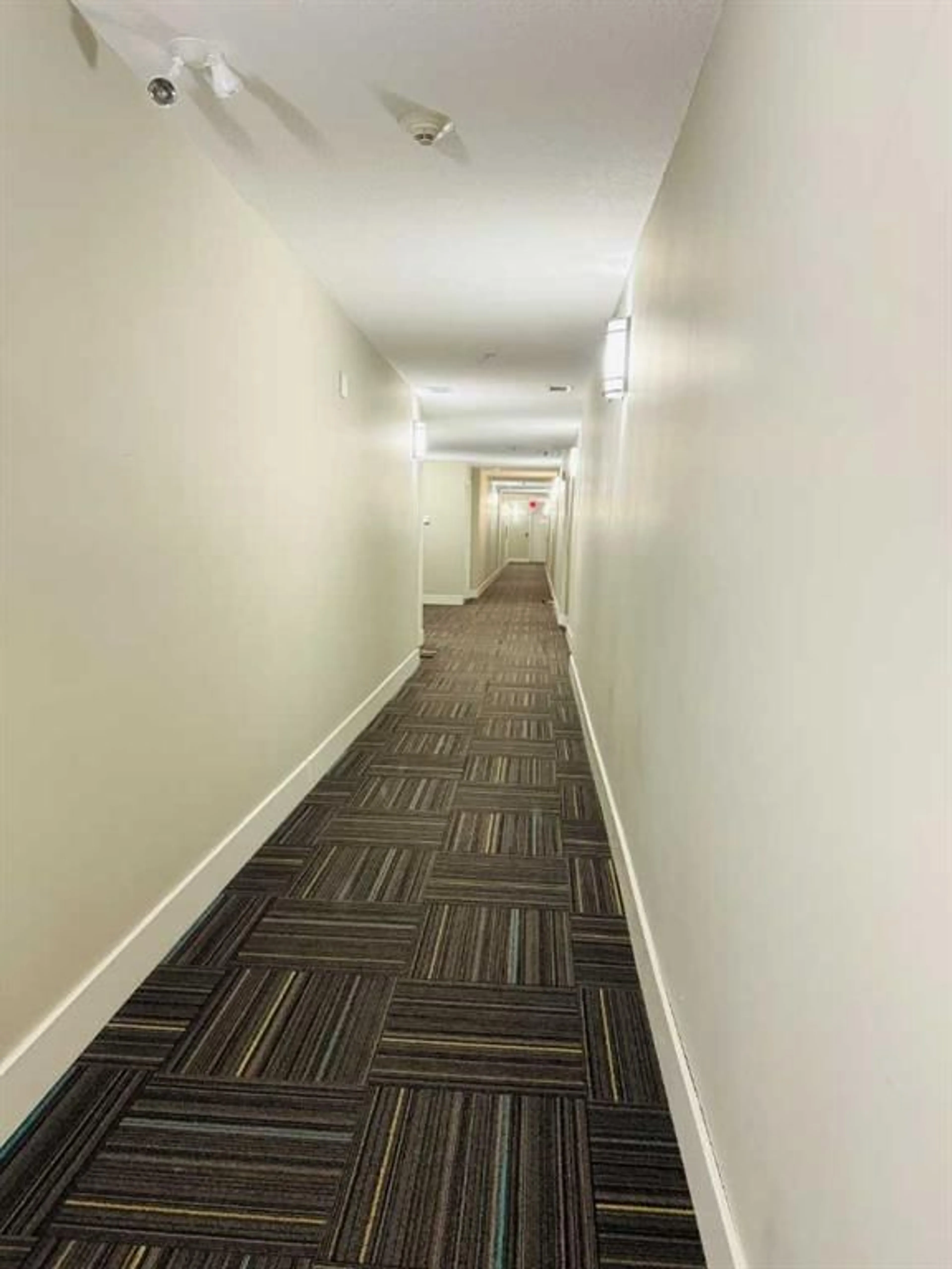 pillar/IMG-A2324220_3.jpg