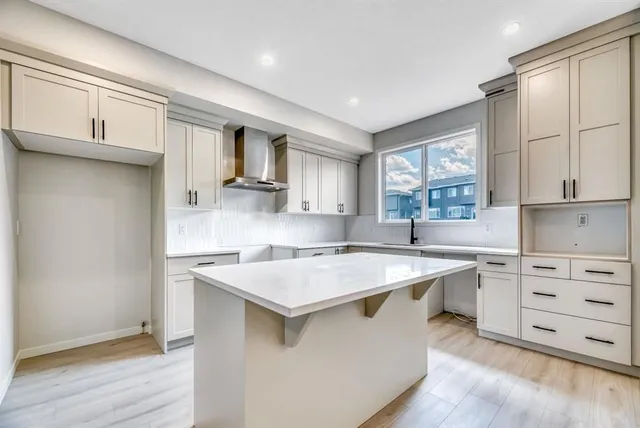 292 Marmot Grove, Calgary 4