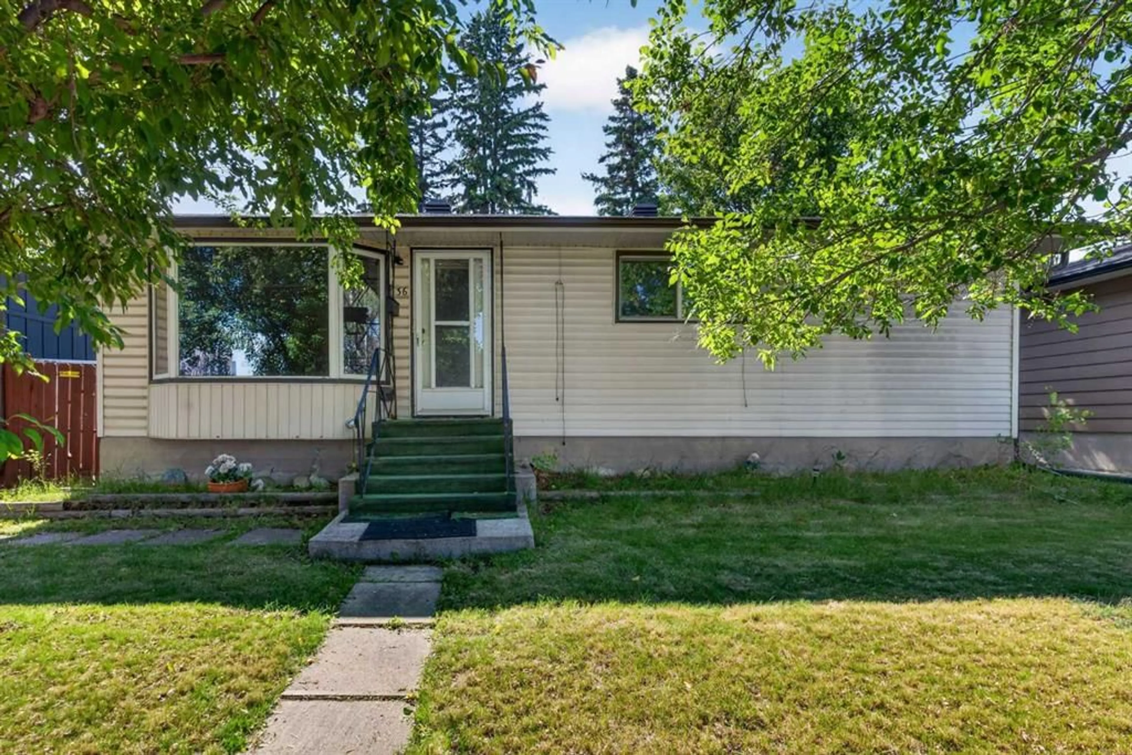 pillar/IMG-A2324583_1.jpg