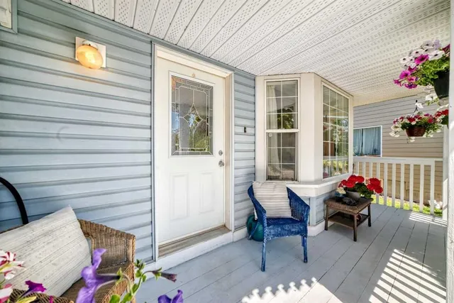 267 Covington Rd, Calgary 4