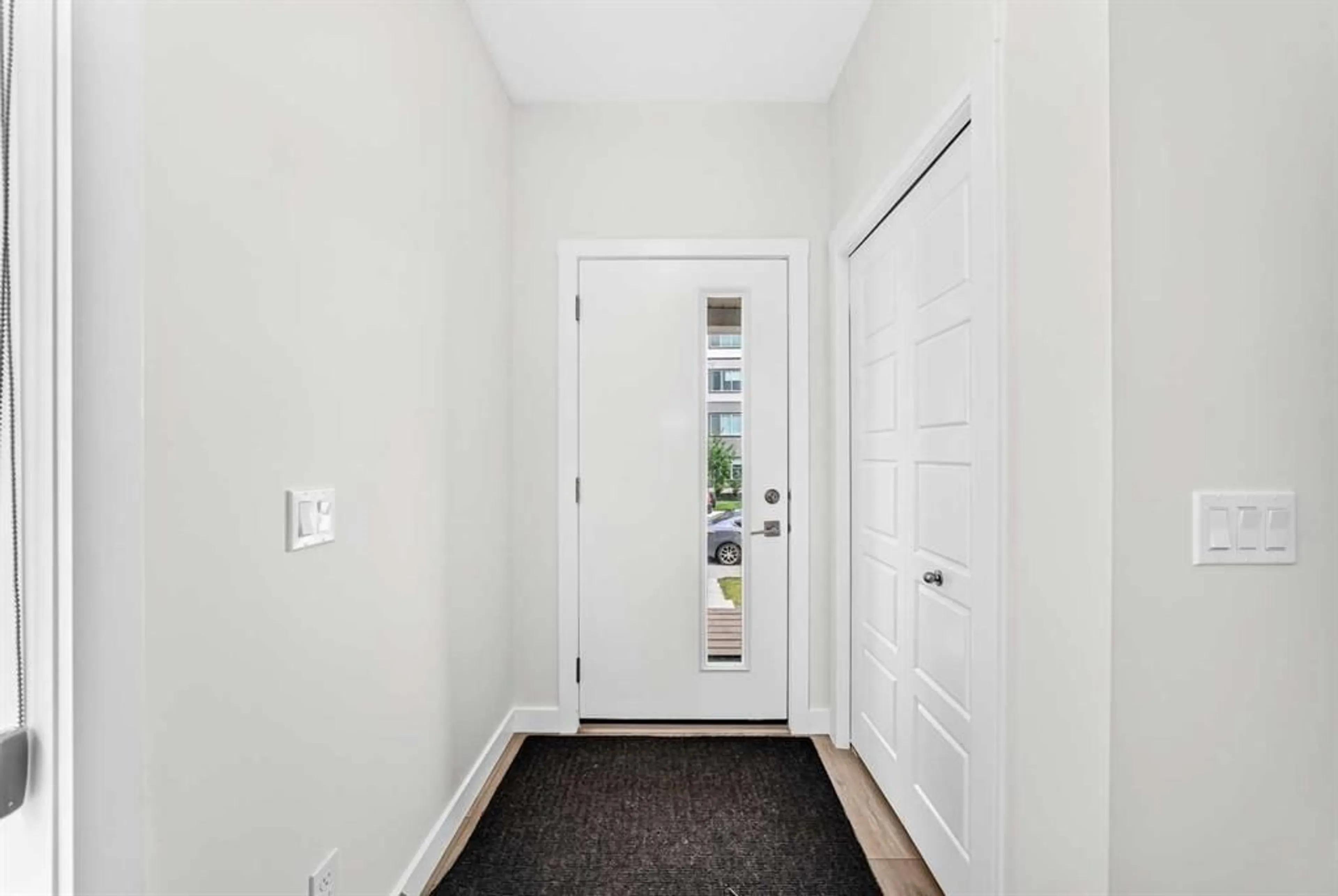 pillar/IMG-A2324786_2.jpg