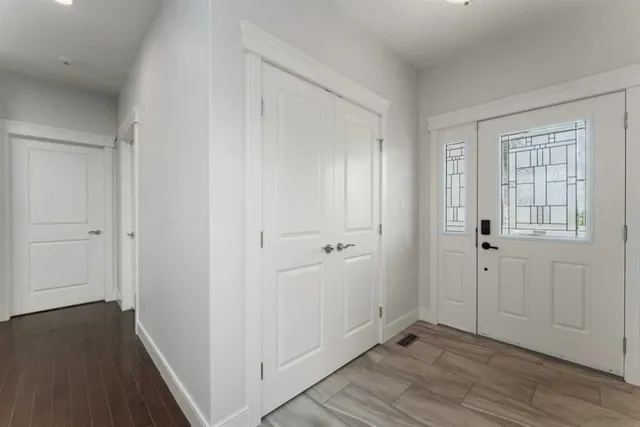 1 Cole Way, Sylvan Lake 5