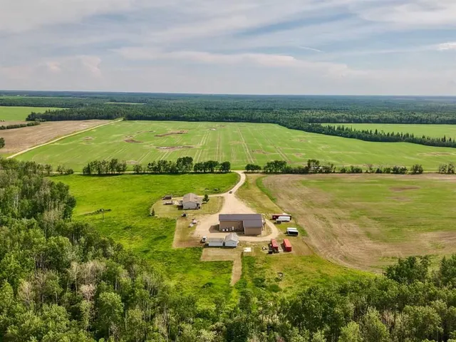 20414 Township Road 851, Rural Northern Sunrise County 3