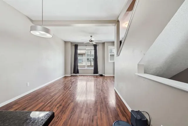 28 New Brighton Pt, Calgary 5