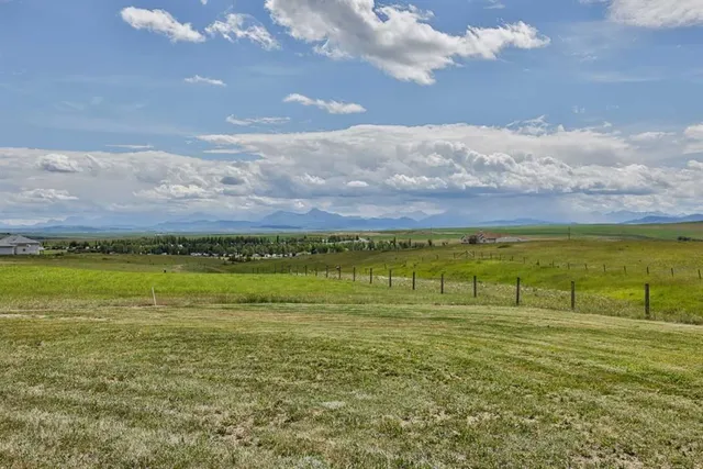 5 Walking Plow Estate, Cowley 4