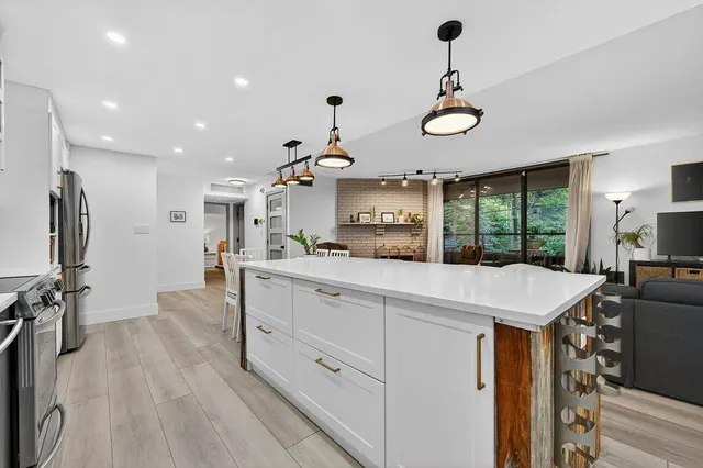 1215 Cameron Ave #405, Calgary 5