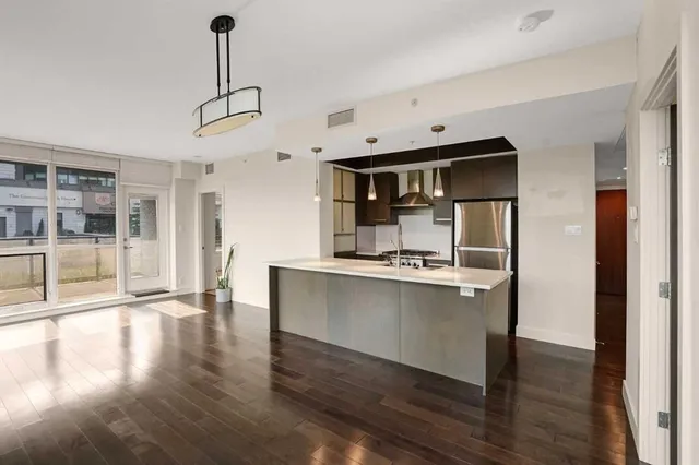 10 Shawnee Hill #106, Calgary 5