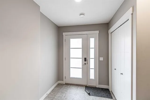 535 Redstone View, Calgary 4