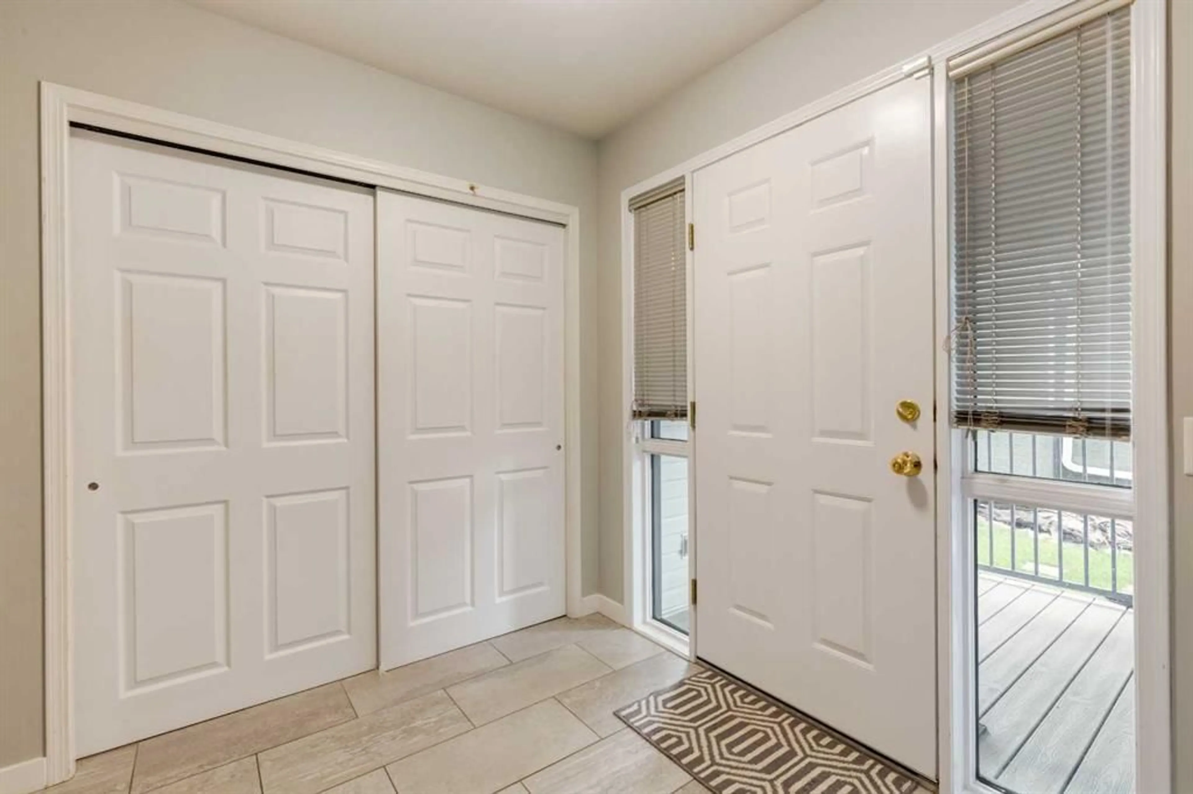 pillar/IMG-A2325811_2.jpg