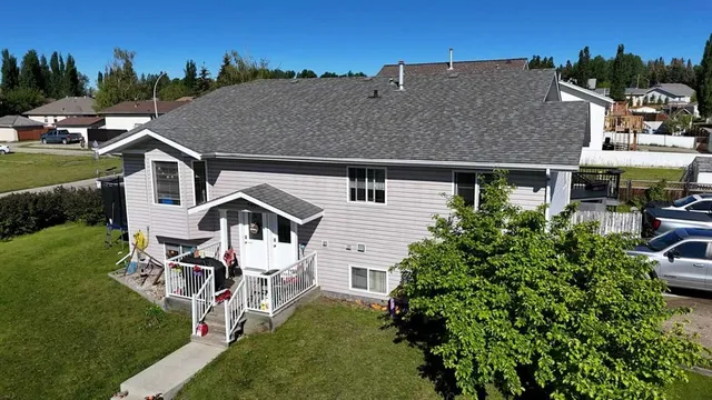 12 Avenue #5802, Edson 4