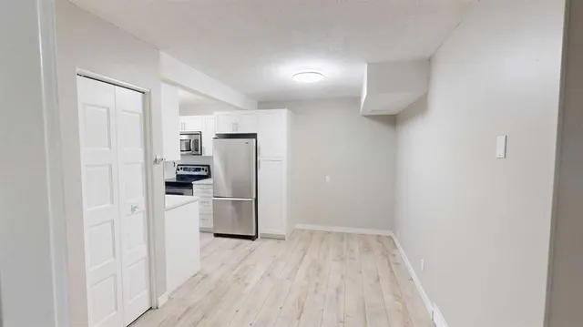 115 Lafayette Blvd #10, Lethbridge 3