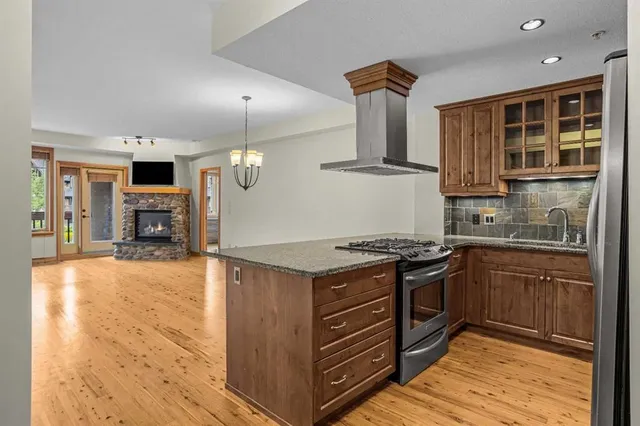 505 Spring Creek Dr #213, Canmore 5