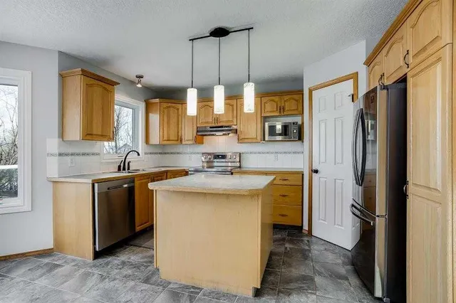 107 2A Ave, Diamond Valley 5