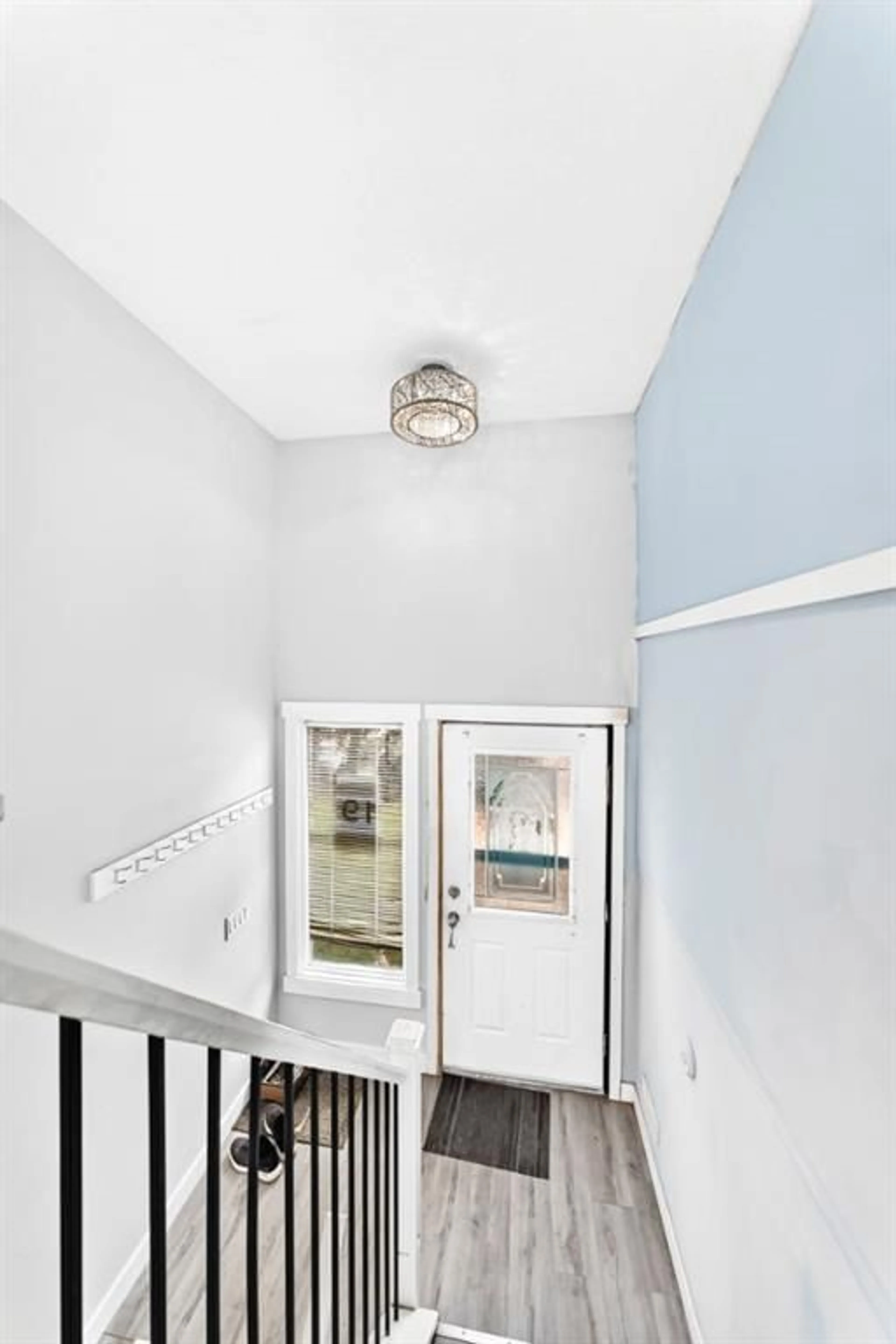 pillar/IMG-A2325991_3.jpg