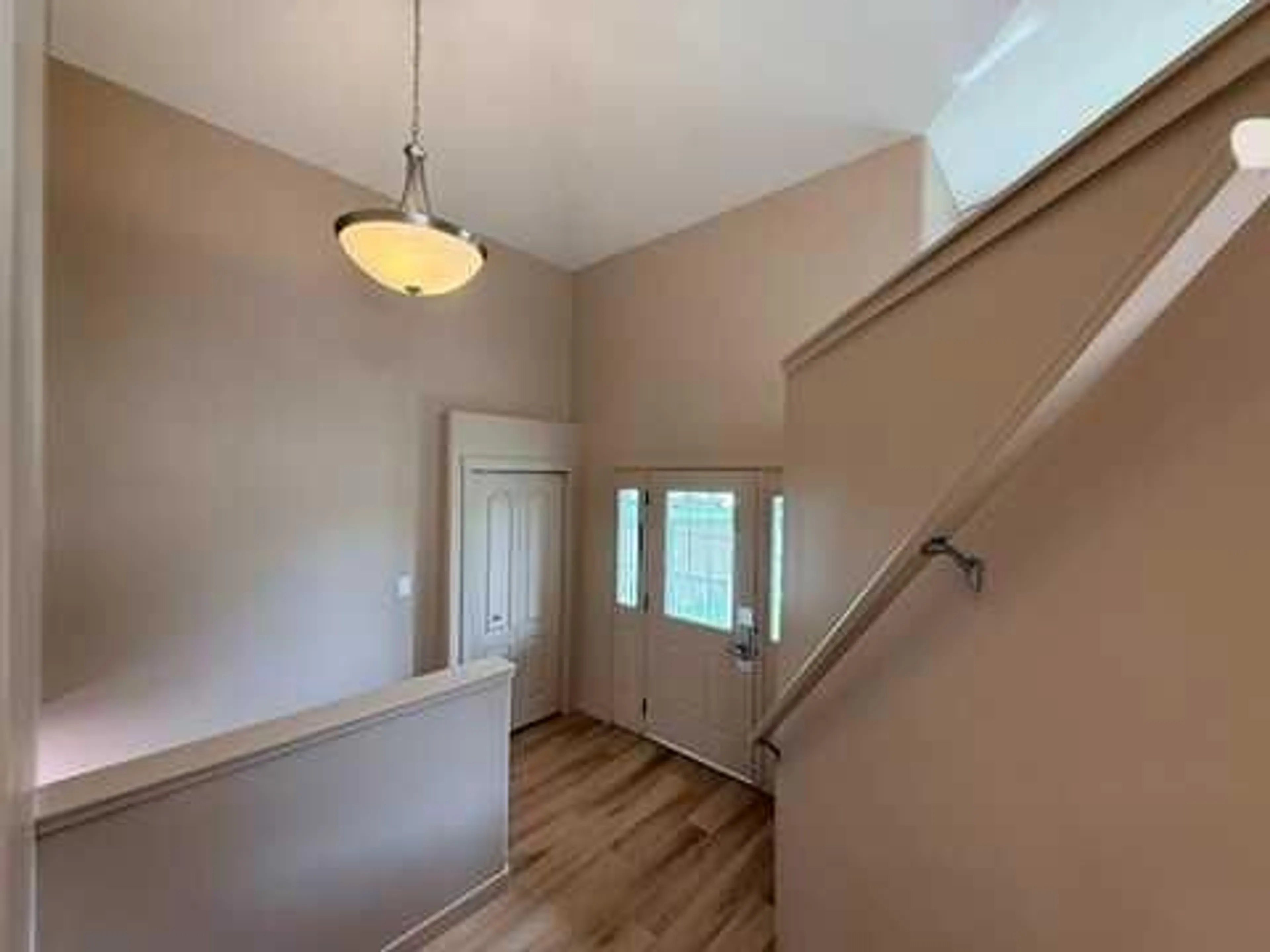 pillar/IMG-A2326127_3.jpg