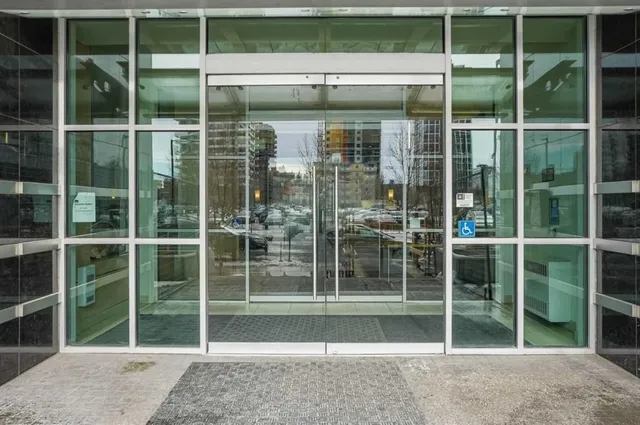 530 12 Ave #706, Calgary 4