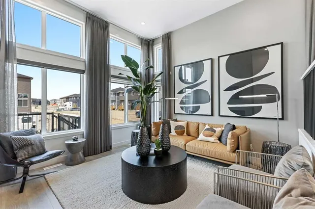 124 Corner Glen Ave, Calgary 2
