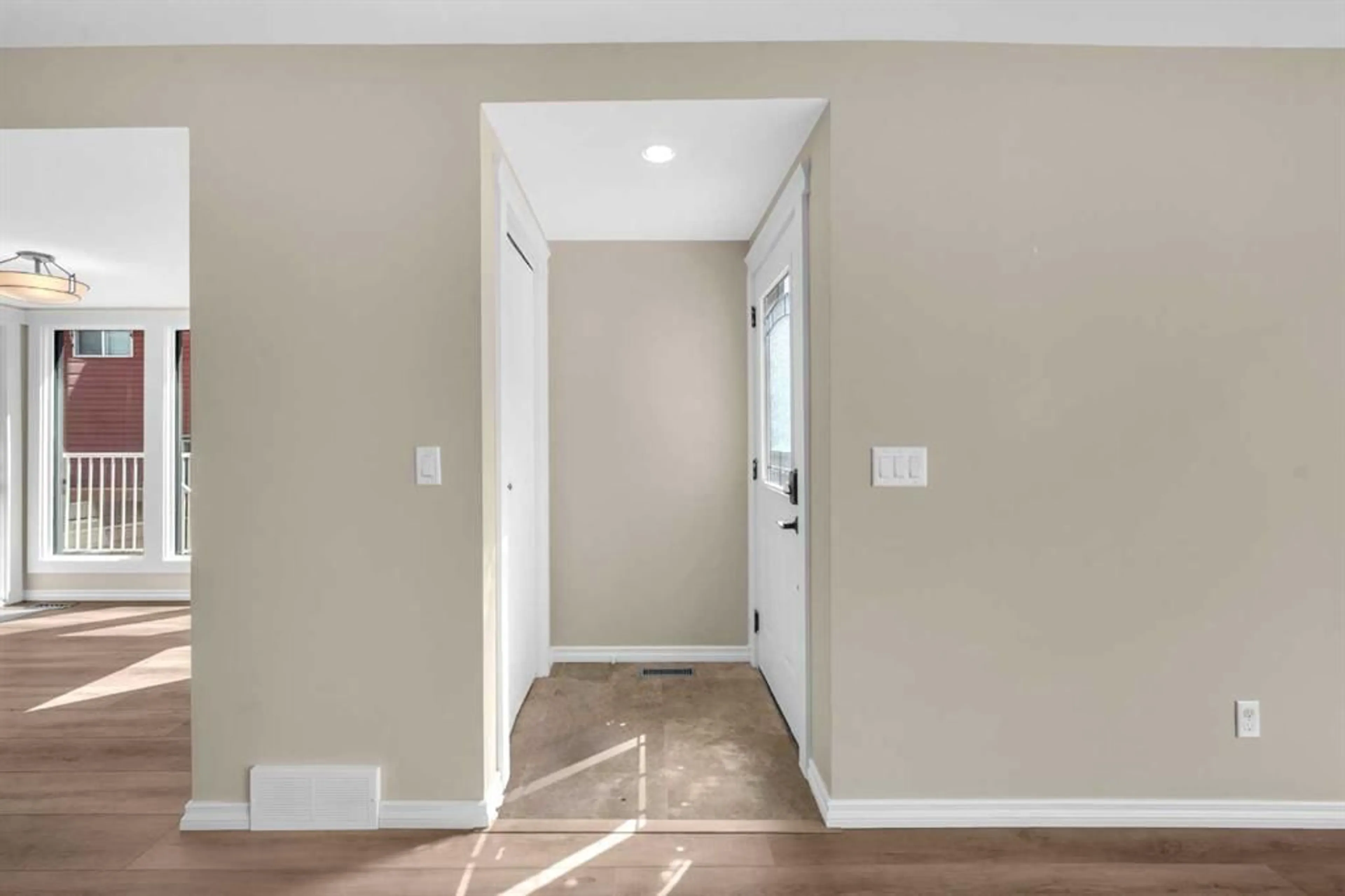 pillar/IMG-A2326311_4.jpg