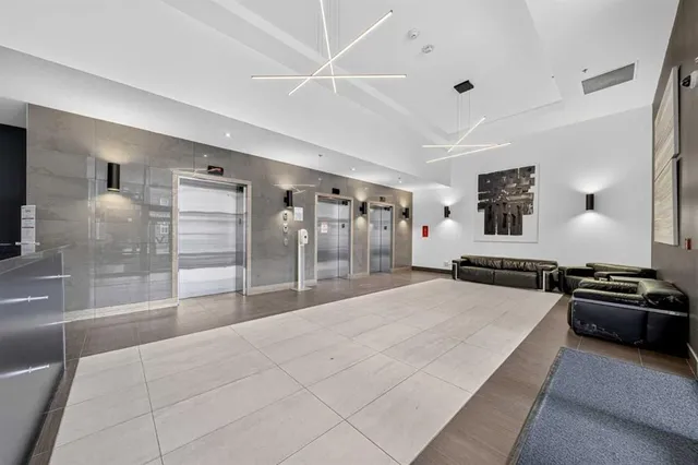 210 15 Ave #409, Calgary 3