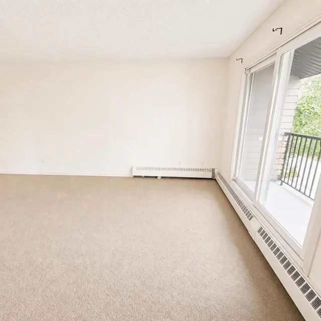 5611 10 Avenue #316A, Edson 5