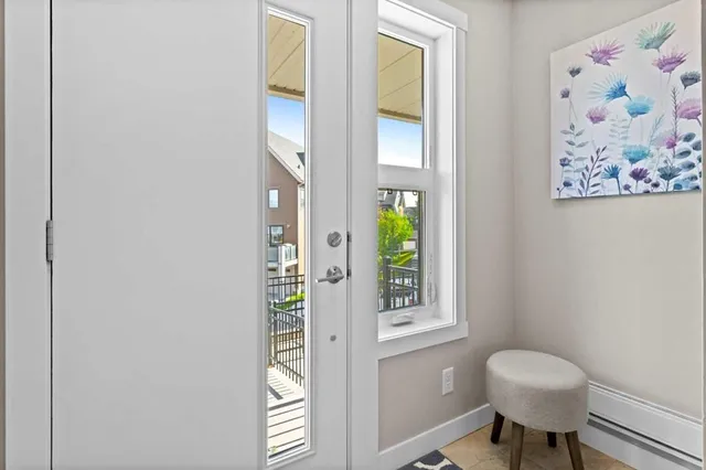 271 Livingston Common, Calgary 3