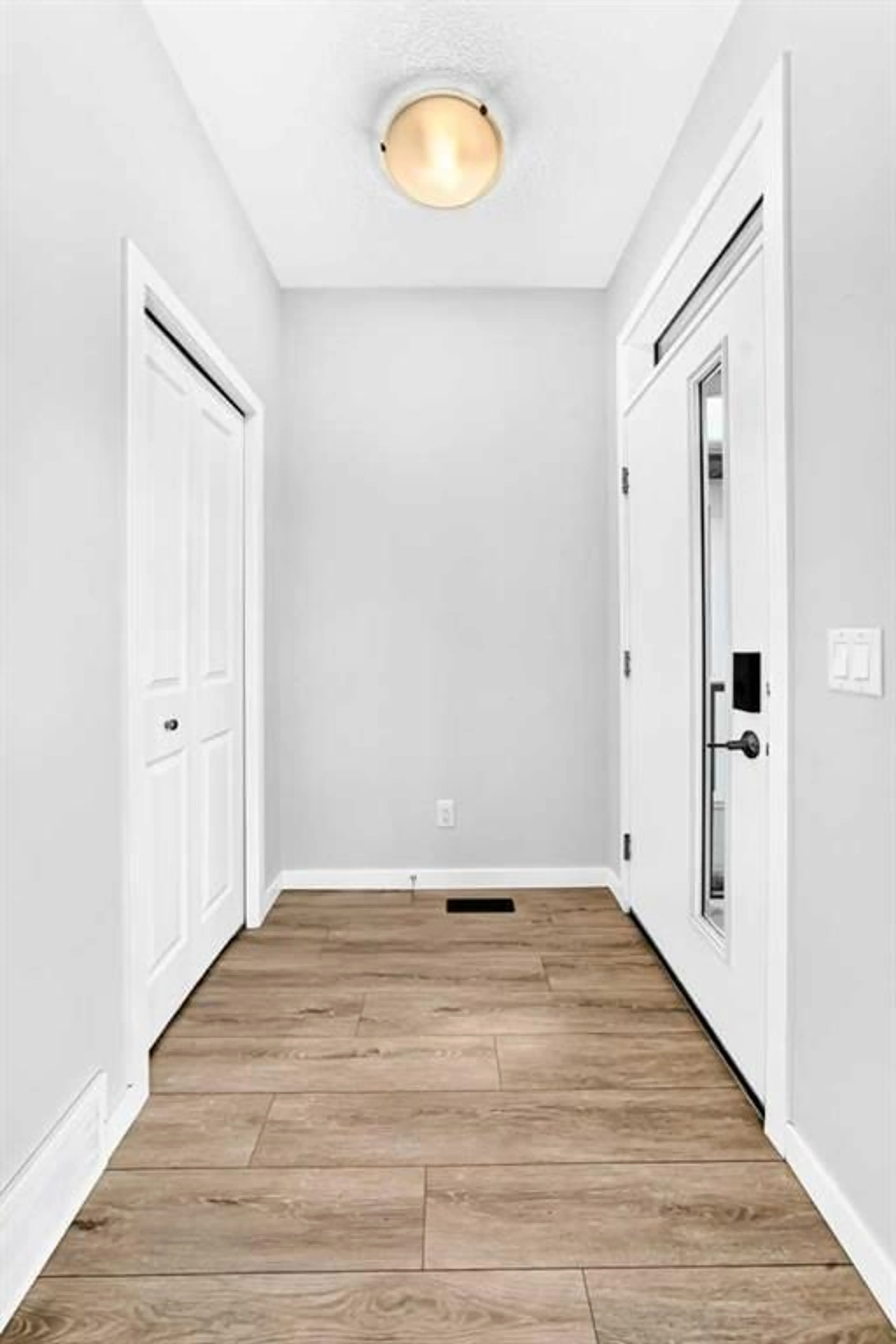 pillar/IMG-A2326852_3.jpg