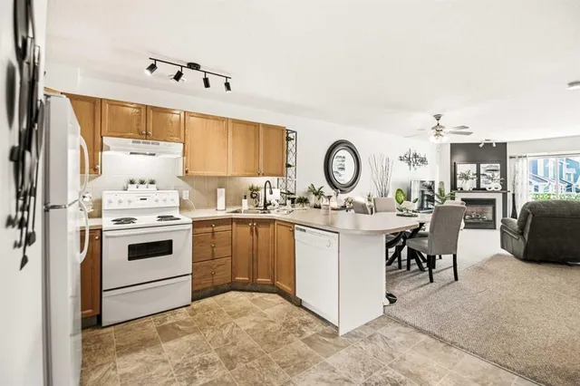 5220 50A Ave #1205, Sylvan Lake 5