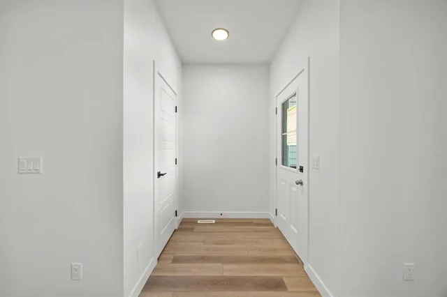 15445 45 St, Calgary 2