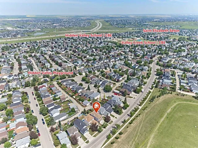 9683 Hidden Valley Dr, Calgary 2