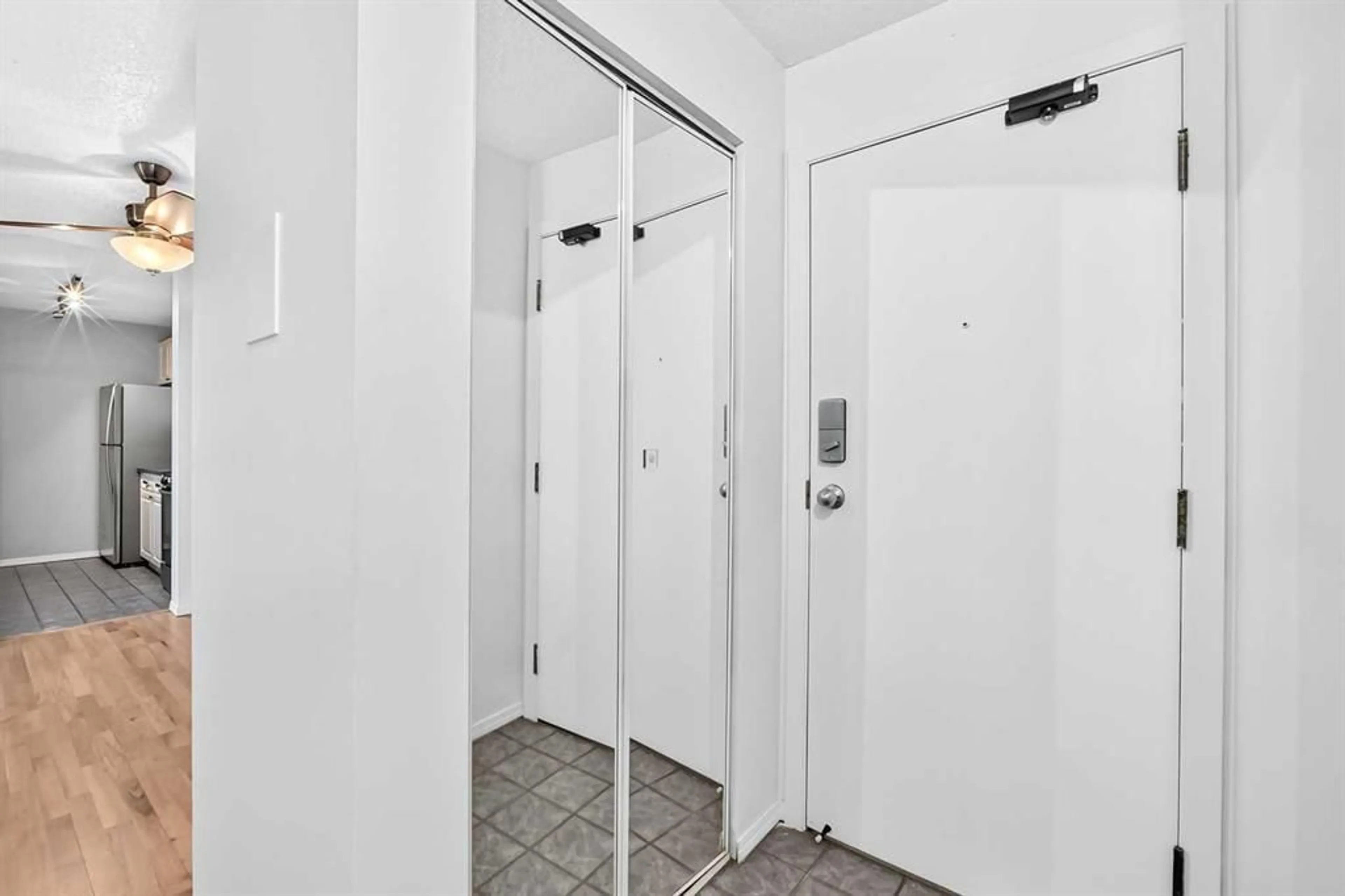 pillar/IMG-A2327622_4.jpg