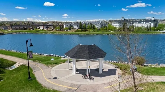 162 Country Village Cir #201, Calgary 5