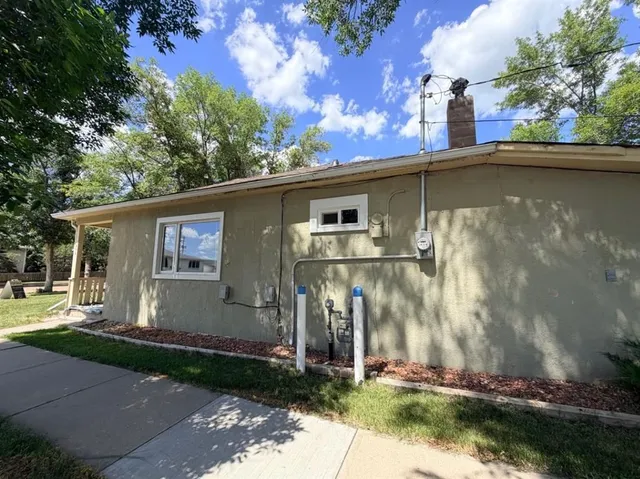 496 4 St, Drumheller 3