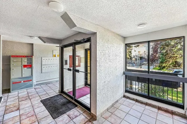617 56 Ave #409, Calgary 5