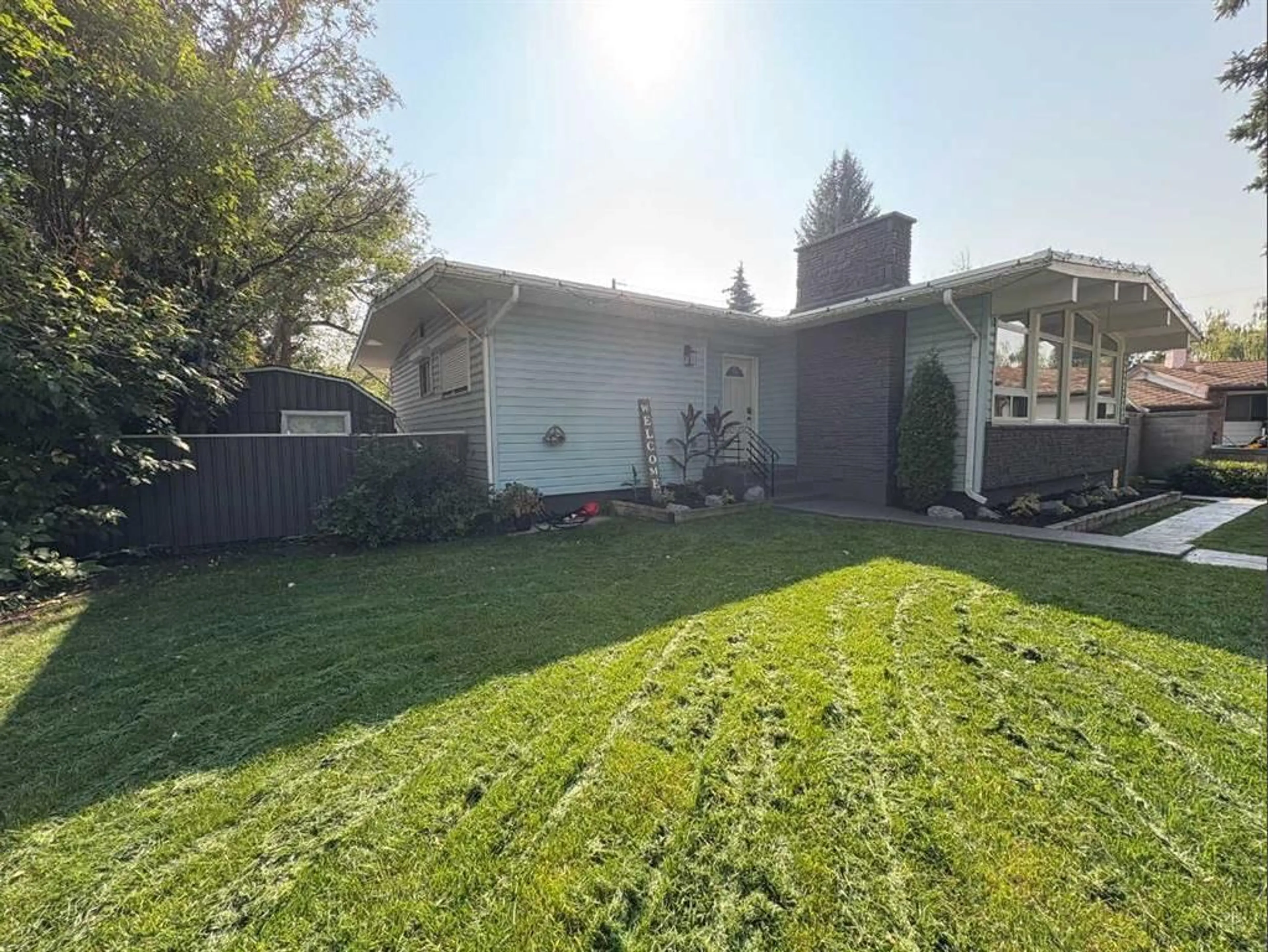 pillar/IMG-A2327878_1.jpg