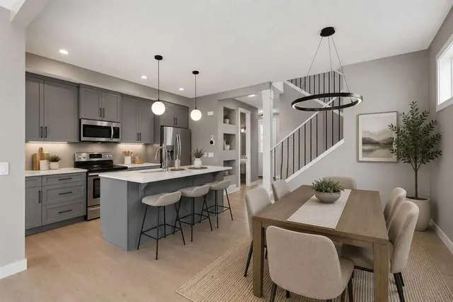 231 Waterford Hts, Chestermere 3