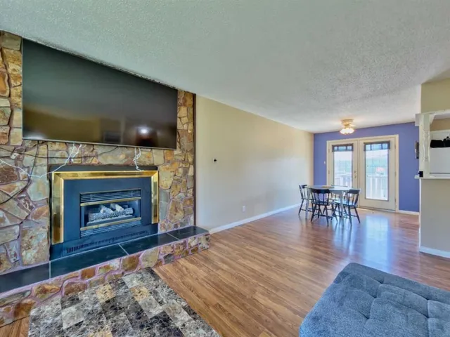 8534 21 Ave, Coleman 5