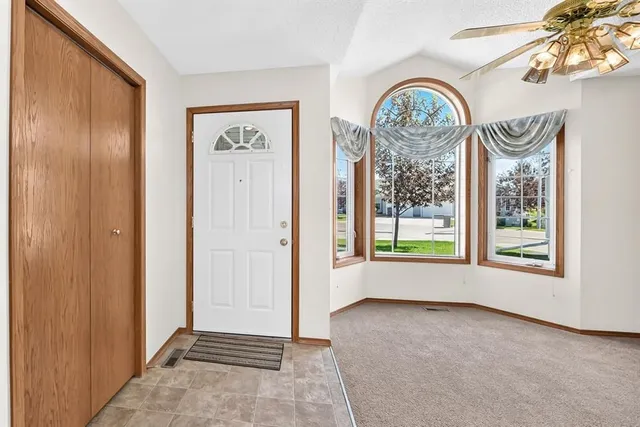 3 Parklane Pl, Strathmore 2